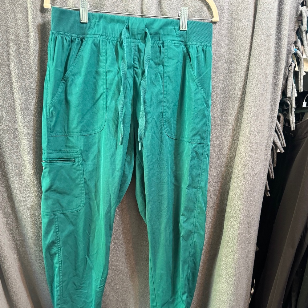 Adar Pro Hunter Green Womens Medium Jogger scrub pants.